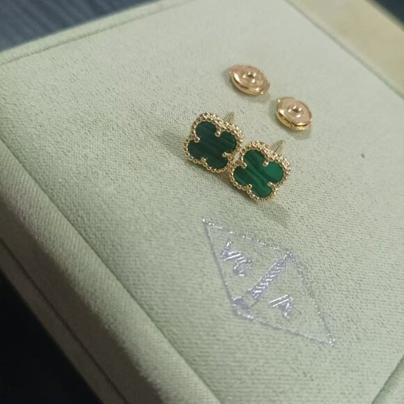 Authentic Van Cleef & Arpels Vintage Alhambra Earrings - Picture 1 of 6